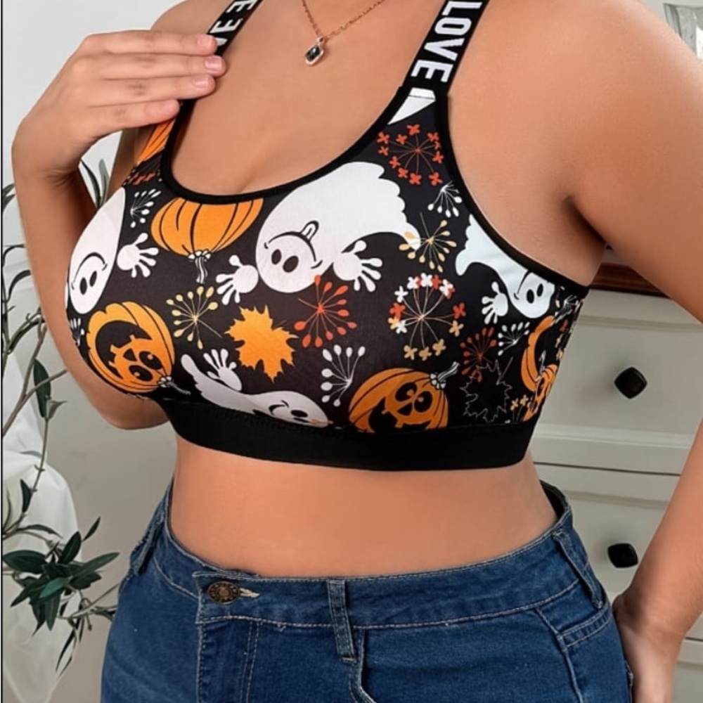 New! Plus Size Sport Bra. Size: 3XL. Color: Black, White, Orange.